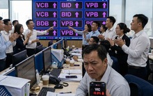 Những cổ phiếu ngân hàng, chứng khoán được nước ngoài mua mạnh nhất ngày 12-1