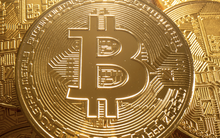 Thị trường tiền số hôm nay, 13-1: Bitcoin quay lại đường đua lớn