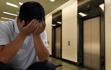 Quyết không trả 1,5 triệu đồng phí thang máy vì sống ở tầng 2, người đàn ông bị công ty quản lý BĐS kiện ra tòa vẫn khẳng định: “Tôi không dùng sao phải trả tiền”