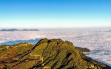 Chiêm ngưỡng biển mây ở 'chín tầng thang'