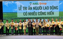 Bầu Đức tặng 339 nhân viên mỗi người 10.000 cổ phiếu: Tôi cảm thấy rất sướng