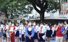 Sở Giáo dục TPHCM lên tiếng về thông tin học sinh phải học 3 ca mỗi ngày, học cả ban đêm