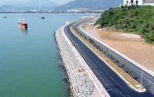 Cận cảnh đại công trường cảng Liên Chiểu trước ngày "về đích"