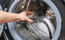 20 năm dùng máy giặt mà không biết điều này, bảo sao nhiều nhà càng giặt càng bẩn
