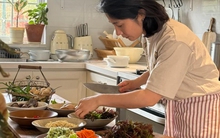 Ở nhà mẹ, không món đồ nào đắt tiền nhưng không gian lúc nào cũng sạch tinh: 8 thói quen nhỏ khiến tôi "tỉnh người"