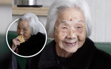 Cụ bà 101 tuổi thức khuya xem tivi mỗi đêm, bí quyết trường thọ mới gây chú ý