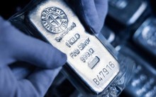 Kỷ lục chưa từng có: Giá bạc Thượng Hải cao hơn 14 USD so với sàn COMEX