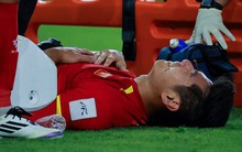 Hiểu Minh U23 Việt Nam xúc động kể lại chấn thương ám ảnh nhất sự nghiệp: "Khoảnh khắc đó rất đau, em ham bóng quá..."