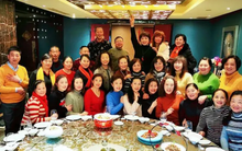 Đi họp lớp sau 25 năm nhưng đến nơi không ai nhận ra, tôi lập tức bỏ về, thề không bao giờ đi họp lớp nữa