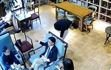 'Tổng tài' không thừa nhận ra lệnh đánh nhân viên quán cà phê