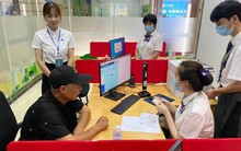 Nhận được 842 triệu đồng tiền chuyển khoản nhầm từ ngân hàng, người đàn ông rút ra tiêu sạch rồi bị khởi kiện, tòa án tuyên bố: “Không cần trả lại”