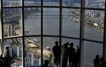 Chuyện ngược đời tại Hàn Quốc: Giáo sư phải đi thi hộ cho sinh viên vì lo sợ khoa bị xóa sổ