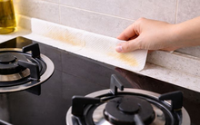 Học mẹ tôi: Đặt khăn giấy vào đúng vị trí này trong bếp - dầu mỡ giảm hẳn, bếp sạch gấp 5 lần