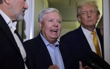 Tổng thống Mỹ Donald Trump 'bật đèn xanh' cho lệnh trừng phạt Nga