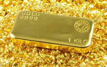 Quỹ vàng lớn nhất thế giới bán hơn 3 tạ vàng