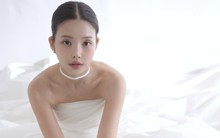 Tin vui ngày 28 Tết: Cặp ca sĩ - quản lý quán cafe bất ngờ tung ảnh cưới, hé lộ luôn ngày lên xe hoa