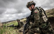 Ba Lan có kế hoạch mở rộng vũ trang tham vọng: Chủ động cho cuộc chiến cường độ cao kéo dài