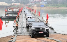 Thủ tướng khen các đơn vị 'thần tốc' hoàn thành cầu phao bắc qua sông Lô