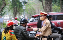 Hơn 800 tài xế bị phạt nồng độ cồn chỉ trong buổi trưa ngày mùng 1 Tết