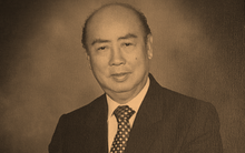 Tỷ phú gốc Hoa đào tạo người kế nghiệp bằng cách đưa con nhỏ đi họp cùng