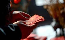 Nhận lì xì Tết 3 triệu đồng, người đàn ông liên tiếp nhận thông báo trừ tiền, tài khoản về 0 đồng chỉ sau 5 phút