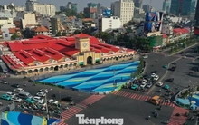 TPHCM: Đề nghị dừng chỉnh trang chợ Bến Thành và vòng xoay Hồ Con Rùa
