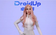 Trung Quốc ra mắt sản phẩm khiến thế giới choáng váng: Có thân nhiệt y như con người, giá không dưới 4 tỷ