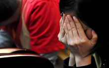 Ăn Tết, mẹ tôi mừng tuổi con gái anh họ 3 triệu, còn con tôi chỉ nhận được một tờ giấy, tôi quyết định cắt đứt quan hệ