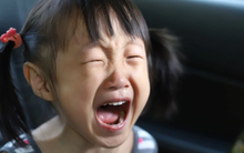 3 tuổi không uốn, 4 tuổi khó sửa: Những hành vi TRẺ NGHỊCH này phải dạy ngay, đừng đợi gây họa rồi mới hối hận