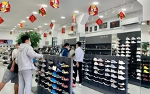 Doanh nghiệp 'chạy đua' mua bán hàng Tết trên sàn online