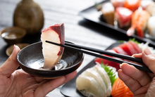 Vì sao người Nhật ăn cá sống mà không sợ nhiễm khuẩn?