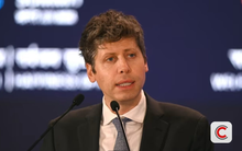 Nvidia và OpenAI thay thế bản hợp đồng 100 tỷ USD: Bong bóng AI sắp vỡ hay màn kịch của những gã khổng lồ?