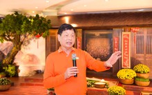 Cổ đông FPT “khổ” vì AI?