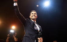 Tân Thủ tướng 38 tuổi trẻ nhất lịch sử Hà Lan: Vẻ ngoài lịch lãm nổi bật, chỉ 1 tuyên bố riêng đã khiến thế giới ngỡ ngàng