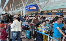 Sân bay Tân Sơn Nhất đón gần 1,4 triệu lượt khách dịp Tết Bính Ngọ