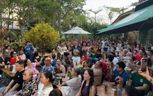 Vì sao quán cà phê của Đàm Vĩnh Hưng tạm đóng cửa chỉ sau khi khai trương hơn 2 tuần?