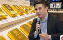 Không phải chuyện vàng đắt hay rẻ, chuyên gia lưu ý người dân nên tính lại cách “giữ vàng”