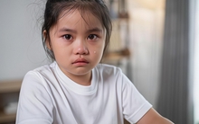 Cha mẹ nên cảnh giác với 4 tín hiệu "CỨU NGUY" này từ con cái