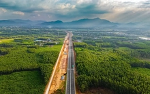 Cận Tết, người dân từng ngày mong ngóng cao tốc Bắc – Nam thông xe