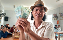 Những người dân ở đâu được nhận 2 tháng lương hưu cùng 1,8 triệu đồng quà Tết?