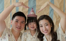 Đỗ Mỹ Linh tung bộ ảnh cực xinh yêu mừng sinh nhật chồng Chủ tịch, không hoành tráng nhưng ngọt ngào chuẩn dâu hào môn