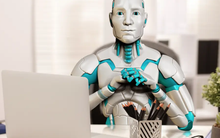 AI chưa cướp việc làm, thậm chí đang… thuê con người