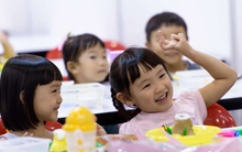 Thì ra cha mẹ ở 3 độ tuổi này thường có con THÔNG MINH nhất - Nghiên cứu chỉ ra lý do