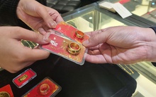 Tưởng giá vàng "tăng mãi", tôi tất tay 600 triệu đồng đầu tư: "Không vào thì lỡ sóng, vào thì khó ăn ngon ngủ yên"