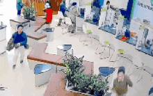 Họp báo công bố thông tin bắt băng cướp ngân hàng ở Gia Lai