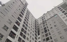 Cháy tại tầng 9 tòa chung cư ở Hà Nội