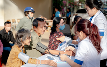 Hỗ trợ thiết thực cho người dân vùng biên Đồng Nai: Khám bệnh, tặng quà và hướng dẫn an toàn tài chính