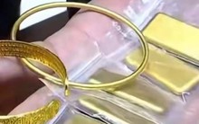 Phát hiện số vàng trị giá gần 400 triệu đồng bị vứt ở bãi rác