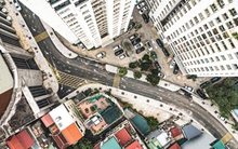 Toàn cảnh tuyến đường hơn 83 tỷ vừa thông xe kỹ thuật, lách giữa 2 tòa chung cư