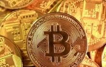 Bitcoin lao dốc mạnh từ khi ông Trump đắc cử Tổng thống Mỹ